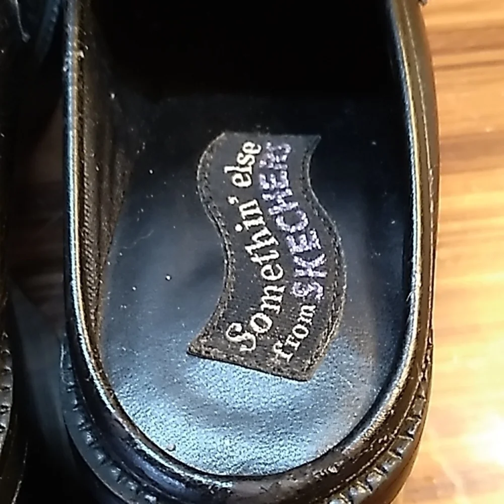 Vintage 1990s Y2K Something Else from Sketchers black chunky flat toe Gothic